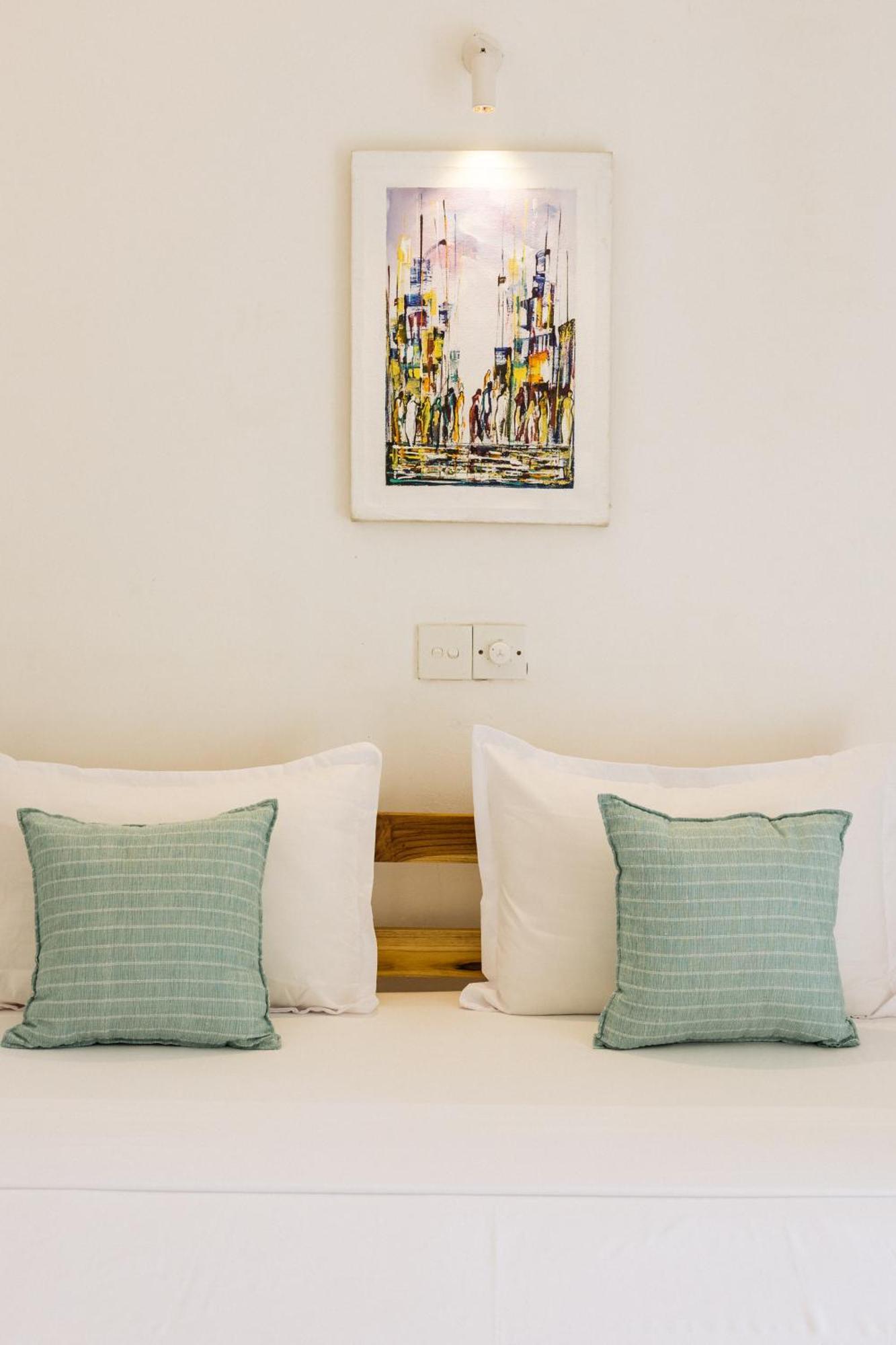 Watu House Hotel Zuid-Dikwella Kamer foto